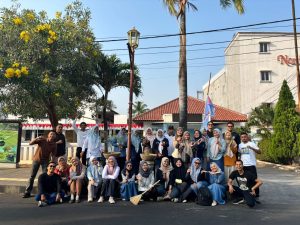 Kegiatan GEBER Gerakan Bebersih Yang Dilaksanakan Rutin Tiap Hari Jumat